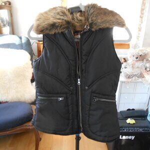 CHRISTOPHER & BANKS VEST--PUFFER-FAUX FUR COLLAR-BROWN-EXCELLENT
